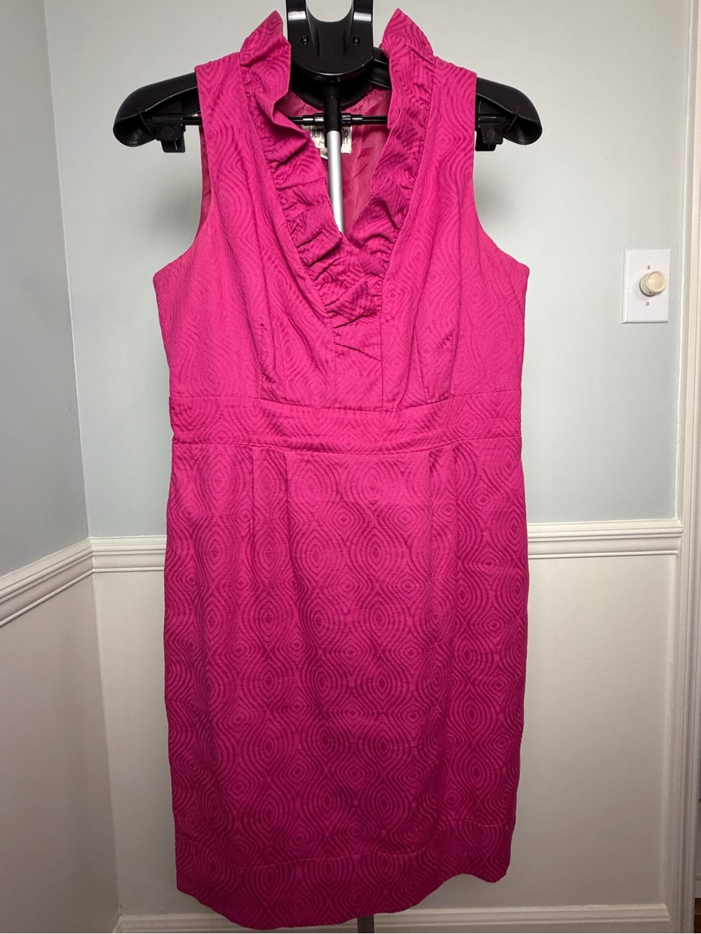 💗 Julian Taylor New York Hot Pink Ruffled Sheath Dress 💗